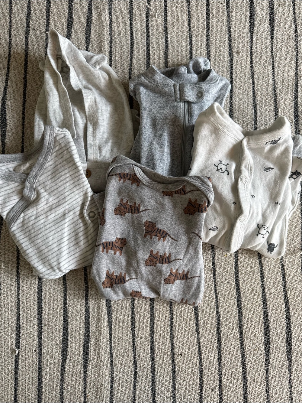 Newborn baby clothes bundle